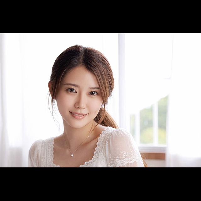HIMARI AOKI IMAGE